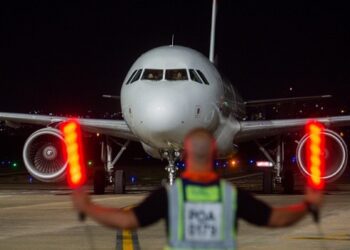 Primeiro lote de vacinas da Pfizer