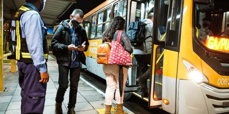 EPTC onibus sem cobrador 1