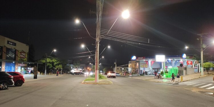 Foto Centro Portao Noite
