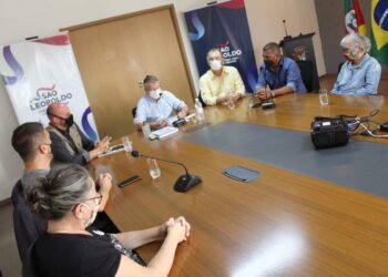 Credito Prefeitura de Sao Leopoldo fotos de Artificio