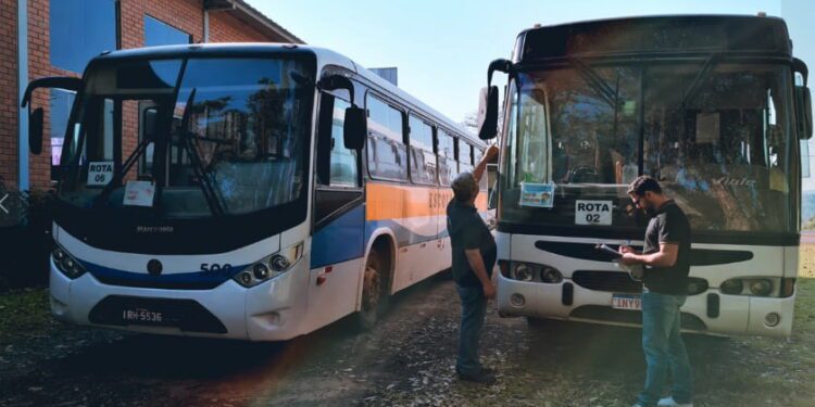 Screenshot at Aug 26 16 53 14