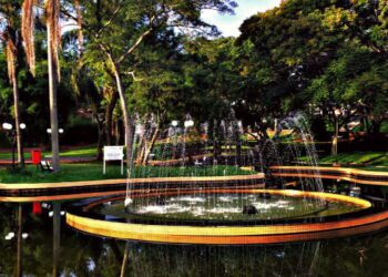 Screenshot at Oct 06 17 17 33