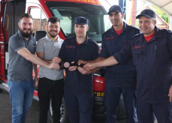 Nova ambulancia dos bombeiros de estancia velha