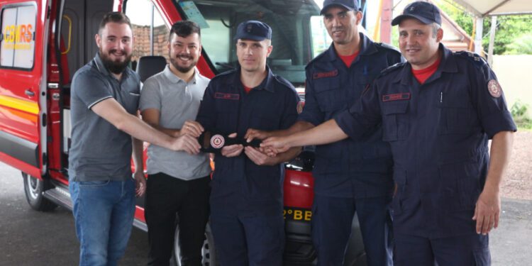 Nova ambulancia dos bombeiros de estancia velha